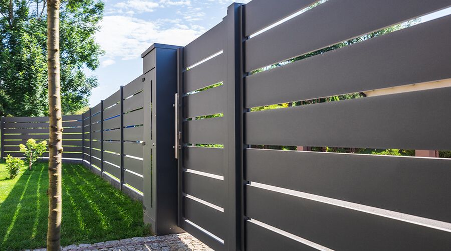 Aluminiumstaket – modern och elegant